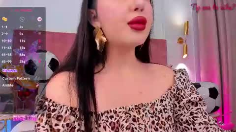Snapshot of mayzzi chatting on 06-22-26, 07:33 MayaLevi online show from 06-22-26, 07:33