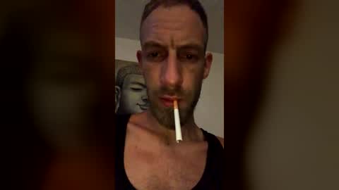 Snapshot of mazebee chatting on 07-20-26, 03:32 moimaze online show from 07-20-26, 03:32