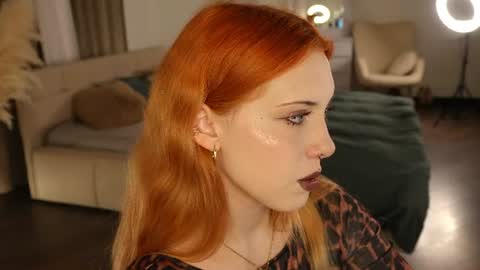Snapshot of mazymayes chatting on 06-24-26, 08:41 Mazy online show from 06-24-26, 08:41