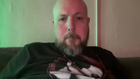 Snapshot of mb440 chatting on 12-31-24, 12:11 mb440 online show from 12-31-24, 12:11