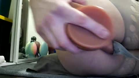 mba111849 online show from 12-04-25, 07:17