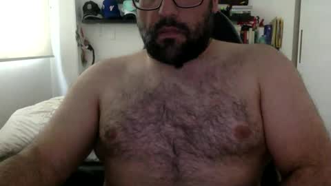 Snapshot of mbotve chatting on 06-05-26, 06:57 VzlaMan online show from 06-05-26, 06:57