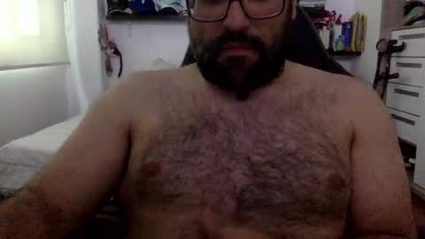 Snapshot of mbotve chatting on 06-09-26, 09:15 VzlaMan online show from 06-09-26, 09:15