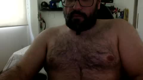 Snapshot of mbotve chatting on 06-18-26, 05:39 VzlaMan online show from 06-18-26, 05:39