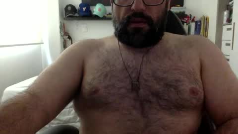 Snapshot of mbotve chatting on 06-20-26, 01:58 VzlaMan online show from 06-20-26, 01:58
