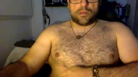 Snapshot of mbotve chatting on 06-30-26, 04:46 VzlaMan online show from 06-30-26, 04:46
