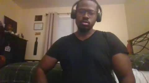 Mark online show from 11-12-25, 06:14