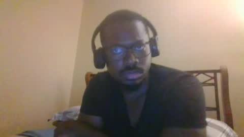 Snapshot of mbsupreme chatting on 07-16-26, 04:07 Mark online show from 07-16-26, 04:07