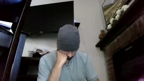 Snapshot of mcbuster11 chatting on 01-27-25, 04:01 mcbuster11 online show from 01-27-25, 04:01