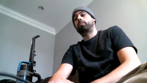 Snapshot of mcbuster11 chatting on 02-06-25, 08:45 mcbuster11 online show from 02-06-25, 08:45