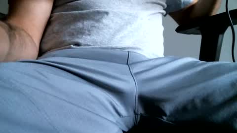 Snapshot of mcbuster11 chatting on 02-10-26, 05:17 mcbuster11 online show from 02-10-26, 05:17