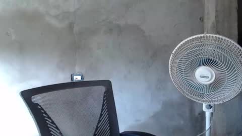 Mcgregor online show from 11-15-25, 05:09