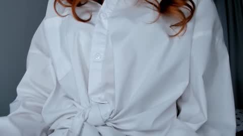 Snapshot of mckenziethress chatting on 03-15-26, 07:58 Lina online show from 03-15-26, 07:58