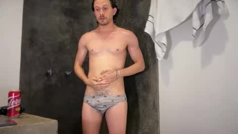 mcklister online show from 04-14-26, 01:33