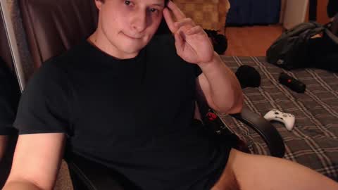 Snapshot of mclovi19 chatting on 12-27-24, 02:12 mclovi19 online show from 12-27-24, 02:12