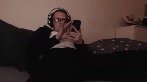 Snapshot of mcmike_es chatting on 01-25-25, 10:08 Mike online show from 01-25-25, 10:08