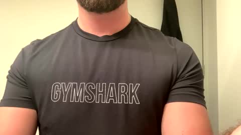 mcr8080 online show from 01-12-25, 06:39