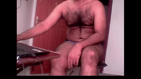 Snapshot of me_hai12 chatting on 12-06-24, 12:16 me_hai12 online show from 12-06-24, 12:16