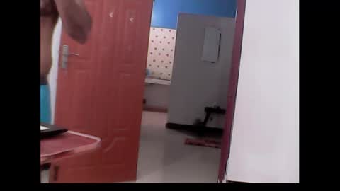 Snapshot of me_hai12 chatting on 12-11-24, 02:54 me_hai12 online show from 12-11-24, 02:54