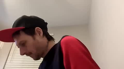 Snapshot of meanfinger chatting on 02-03-26, 07:02 Jizzy online show from 02-03-26, 07:02