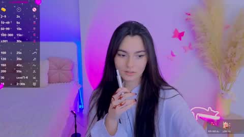 Dina online show from 04-13-26, 09:09