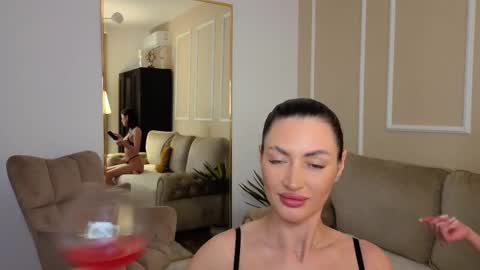 Snapshot of medussaeyes chatting on 04-25-26, 07:33 MedussaEyes online show from 04-25-26, 07:33