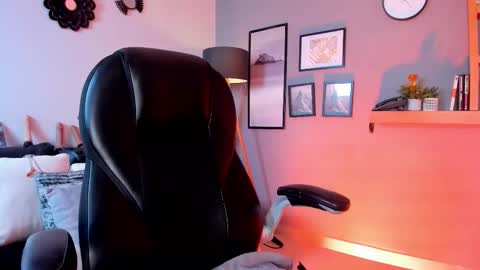 Megan Grey 3  online show from 11-15-25, 05:16