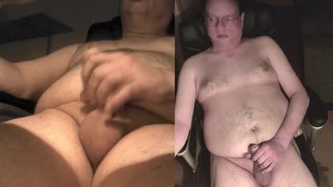 Snapshot of megahorny42 chatting on 03-17-26, 07:06 Foxyvidler online show from 03-17-26, 07:06