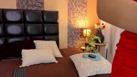 emily online show from 02-13-25, 07:21