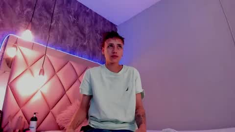 M E G A N online show from 01-19-25, 06:32