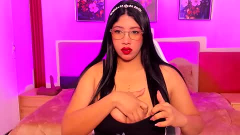 Megan online show from 11-05-25, 10:26