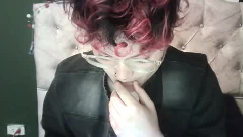 Megan and sophi online show from 01-13-25, 05:12