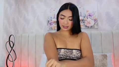 Carolina Paez online show from 04-17-26, 12:30
