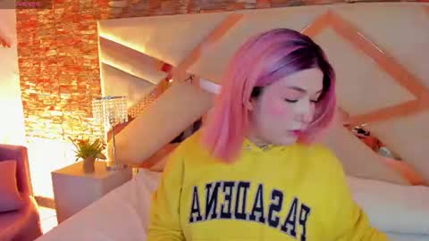 Snapshot of megan_devon chatting on 07-13-26, 12:30 online show from 07-13-26, 12:30