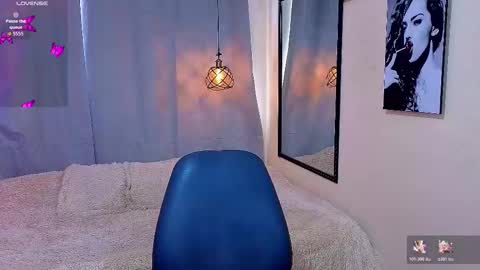 Snapshot of megan_do_santos chatting on 02-17-26, 08:37 megan do santos online show from 02-17-26, 08:37