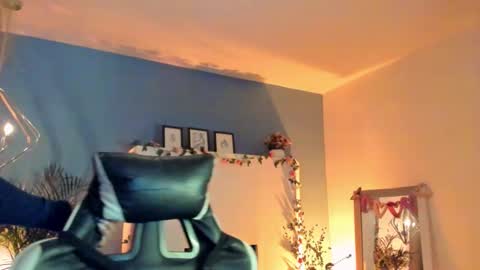    online show from 03-01-26, 03:08