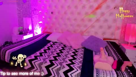 Snapshot of megan_jall chatting on 10-29-25, 11:23 megan_jall online show from 10-29-25, 11:23