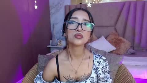 Snapshot of megan_saint chatting on 05-18-26, 02:01 megan_saint online show from 05-18-26, 02:01