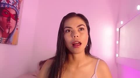 Snapshot of megan_shadow chatting on 10-17-25, 08:44 Megan Shadow online show from 10-17-25, 08:44