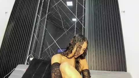 Snapshot of megan_siner chatting on 05-02-26, 12:59 Megan Siner online show from 05-02-26, 12:59