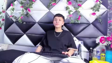 Snapshot of megan_thompsonn_ chatting on 12-04-25, 02:21 megan_thompsonn_ online show from 12-04-25, 02:21