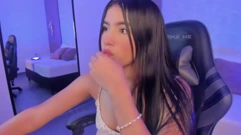 Sheila online show from 07-30-26, 02:43