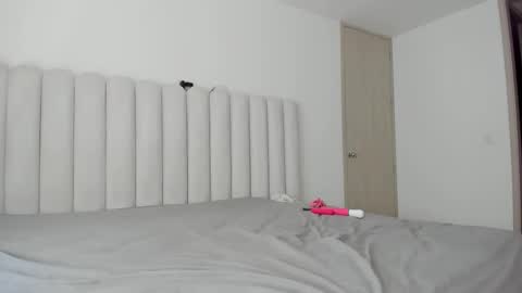 meganmir1 online show from 02-26-26, 05:45