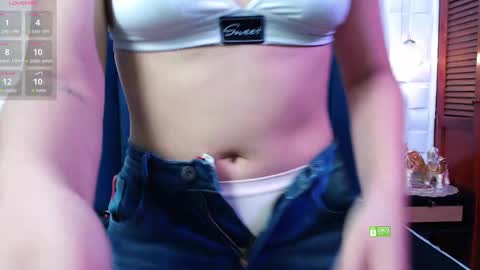 MeganM online show from 11-14-25, 12:04