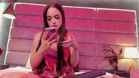 meganmonroee_ online show from 04-06-26, 06:36