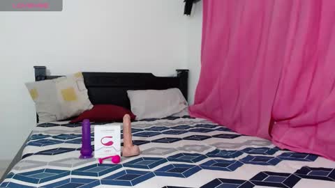 Megan and Brad online show from 01-09-25, 02:07