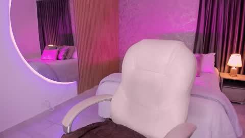 Megan  online show from 02-08-26, 12:08