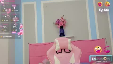 Snapshot of meganqueen2 chatting on 02-26-25, 03:19 Megan Queen online show from 02-26-25, 03:19