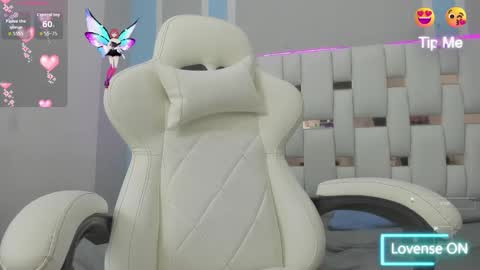 Megan Queen online show from 11-08-25, 12:16