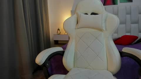 Megan Queen online show from 07-15-26, 12:54